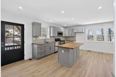 45B Fruit Street #B, Leominster, MA 01453 - Photo 8