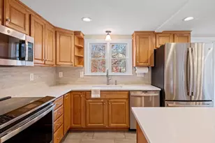 7 Mohawk Dr, Acton, MA 01720 - Photo 12