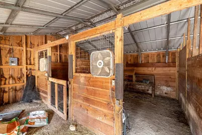 203 Union Rd, Wales, MA 01081 - Photo 38