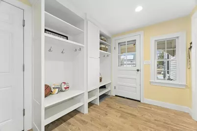 256 W Main St, Westborough, MA 01581 - Photo 8