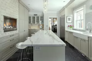 43 Waverly St, Brookline, MA 02445 - Photo 10