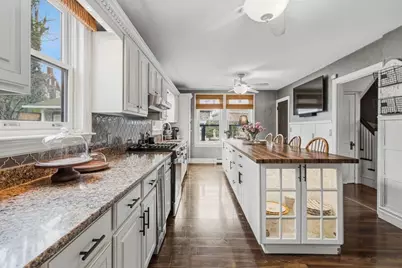 411 Stewart St, Fall River, MA 02720 - Photo 14