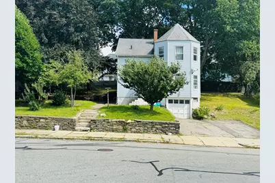 35 Freeland St, Worcester, MA 01608 - Photo 8