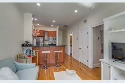 15 Garrison St #9, Boston, MA 02116 - Photo 4