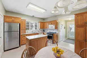 31 Trinity Terrace, Springfield, MA 01108 - Photo 8