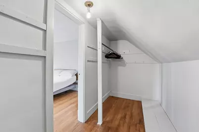 31 Trinity Ter, Springfield, MA 01108 - Photo 16