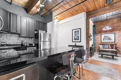 540 Main St #303, Clinton, MA 01510 - Photo 2