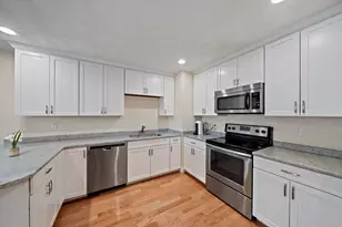 126 Linden St, Attleboro, MA 02703 - Photo 4