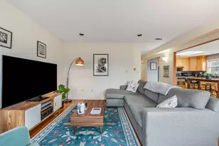 28 Surrey St, Cambridge, MA 02138 - Photo 4