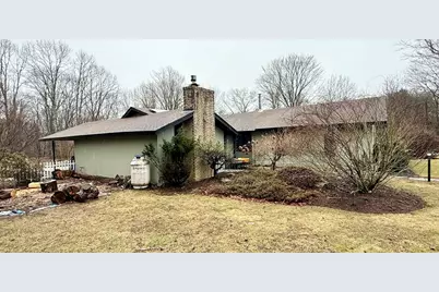 39 Lyons Rd, Dudley, MA 01571 - Photo 40