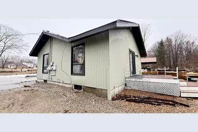 39 Lyons Rd, Dudley, MA 01571 - Photo 36