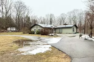 39 Lyons Rd, Dudley, MA 01571 - Photo 42