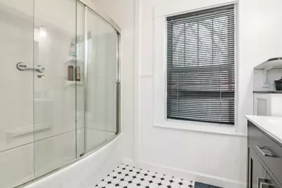 69 Belvidere St, Springfield, MA 01108 - Photo 28