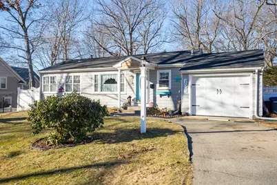 32 Broad Street, Plainville, MA 02762 - Photo 1