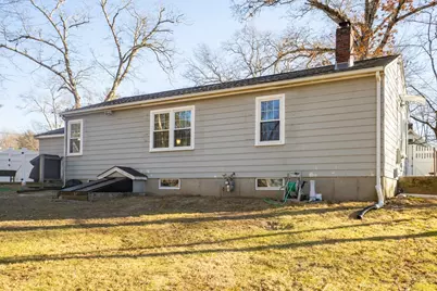 32 Broad Street, Plainville, MA 02762 - Photo 18