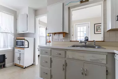 32 Broad Street, Plainville, MA 02762 - Photo 8