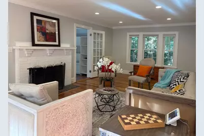 50 Dwhinda Rd, Newton, MA 02468 - Photo 2