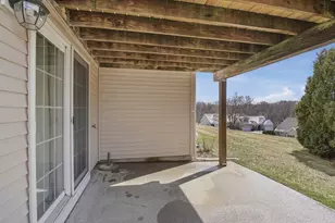 32 Edmonds Cir, Northbridge, MA 01588 - Photo 30