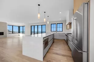 1092 Nantasket Ave, Hull, MA 02045 - Photo 14