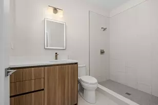 1092 Nantasket Ave, Hull, MA 02045 - Photo 20