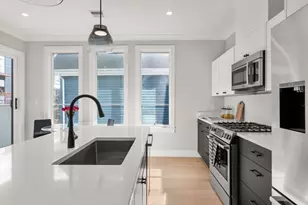 109 Prospect St, Somerville, MA 02143 - Photo 4