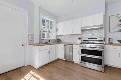 30 Leicester St, Boston, MA 02135 - Photo 14