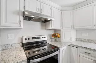 49 Grove St, Upton, MA 01568 - Photo 4