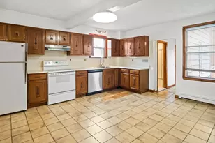 111 Albion St, Wakefield, MA 01880 - Photo 2