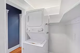 15 Adelaide St, Boston, MA 02130 - Photo 16