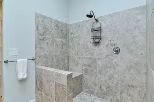 7 Bayberry Ln, Framingham, MA 01701 - Photo 24