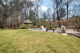 7 Bayberry Ln, Framingham, MA 01701 - Photo 32