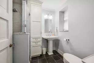 993 Memorial Dr, Cambridge, MA 02138 - Photo 12