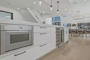 28 Bancroft St, Lynnfield, MA 01940 - Photo 24