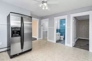 32-34 Magnolia St, Lawrence, MA 01841 - Photo 6