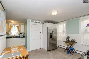20 Prescott St, Salem, MA 01970 - Photo 6