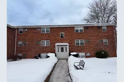 89 Pleasant St #D1, Medfield, MA 02052 - Photo 2