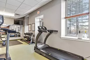 52 Lawrence Dr, Lowell, MA 01854 - Photo 32