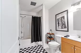 52 Lawrence Dr, Lowell, MA 01854 - Photo 14