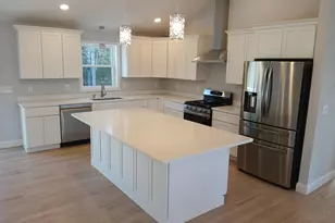 174 Ashleigh Terrace, Taunton, MA 02780 - Photo 4