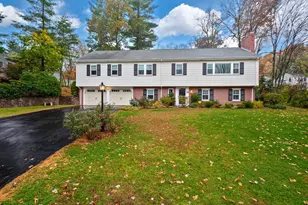 29 Pilgrim Dr, Winchester, MA 01890 - Photo 1