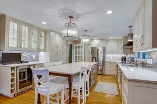 29 Pilgrim Dr, Winchester, MA 01890 - Photo 14