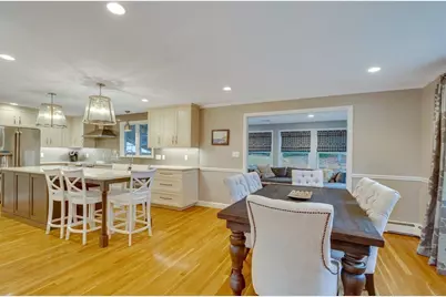 29 Pilgrim Dr, Winchester, MA 01890 - Photo 12