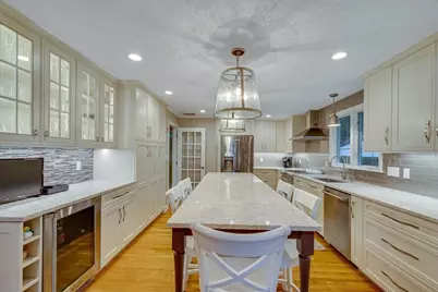 29 Pilgrim Dr, Winchester, MA 01890 - Photo 18