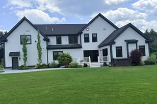 4 Dairy Farm Ln, Southborough, MA 01772 - Photo 4