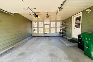 240 McCarthy Ave, Chicopee, MA 01020 - Photo 4