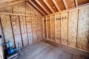 240 McCarthy Ave, Chicopee, MA 01020 - Photo 30