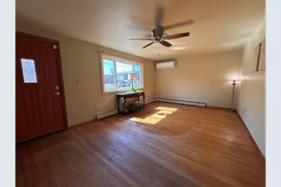 240 McCarthy Ave, Chicopee, MA 01020 - Photo 10