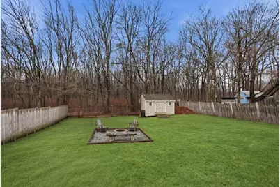 8 Sweet Apple Tree Ln, Salisbury, MA 01952 - Photo 4