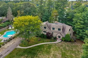 25 Juniper St, Wenham, MA 01984 - Photo 2