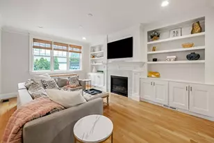 21 Lillian Way, Wayland, MA 01778 - Photo 10